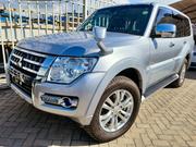 Silver 2016 Mitsubishi Pajero V80 3.2 DI-D: Powerful Off-Roader for sale