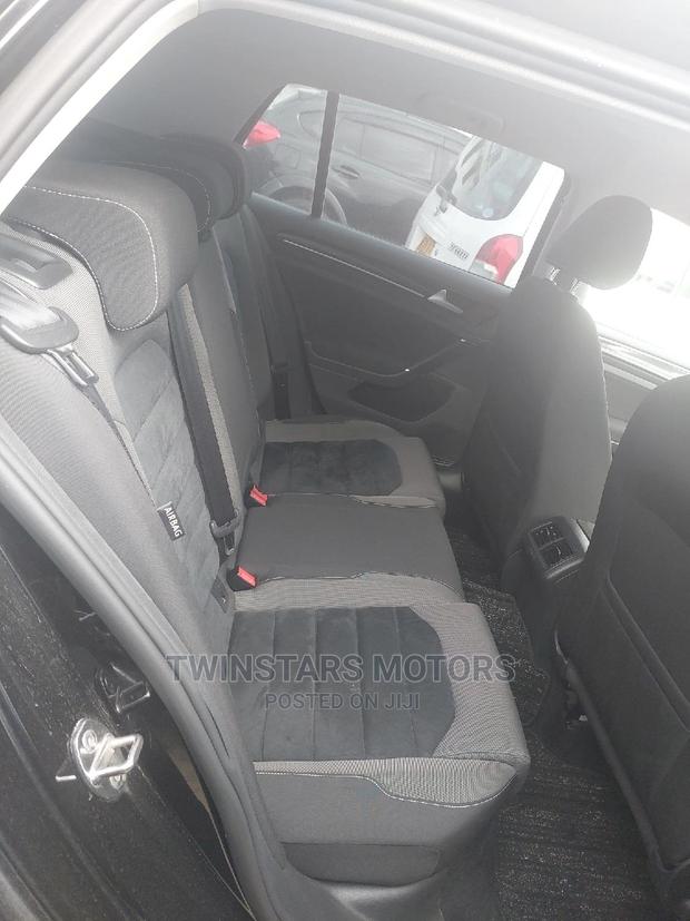 2017 Volkswagen Golf TSI SE: Black 4-Door, FWD Hatchback