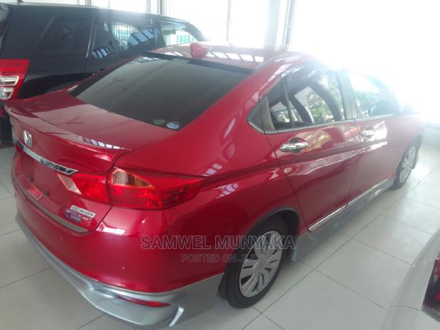Pre-owned Honda Grace 1.5 Petrol AWD Red - Affordable Luxury
