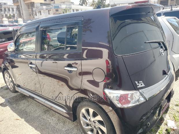 Toyota bB 2016 Brown