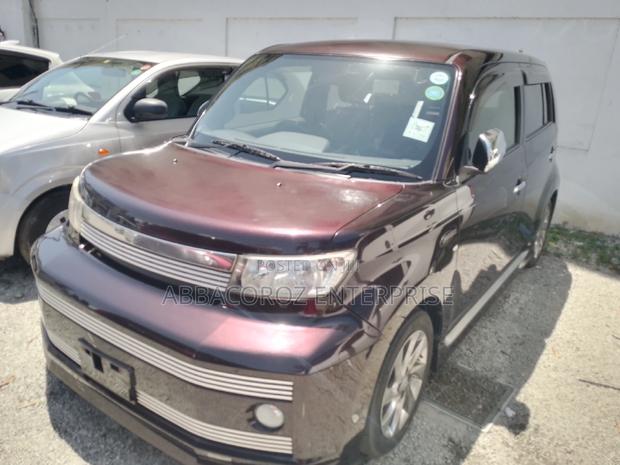 Toyota bB 2016 Brown