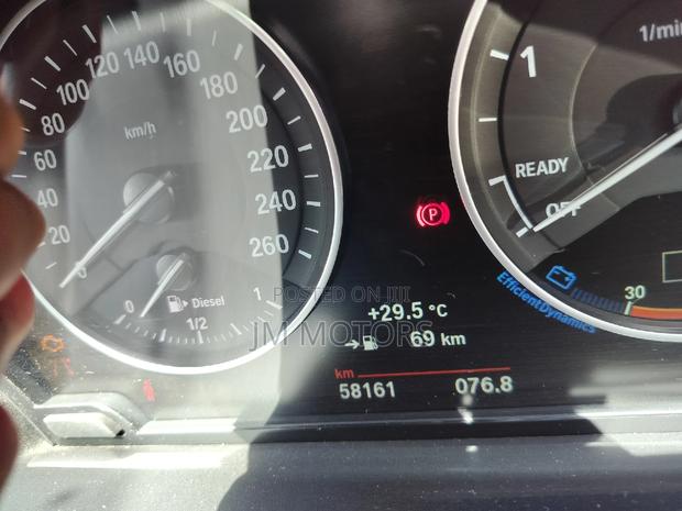 Well-maintained interior and exterior, showroom-like condition.