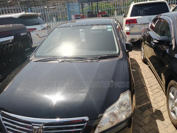 Toyota Premio 2016 Black