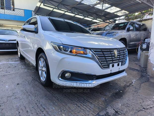 2016 Toyota Premio White: Modern, Luxurious, and Affordable Sedan