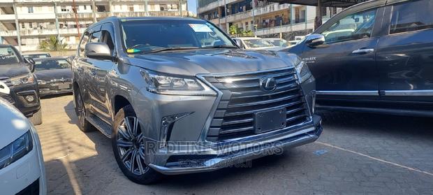 2016 Lexus LX 570 - 5-Seater, AWD, Sophisticated Silver SUV