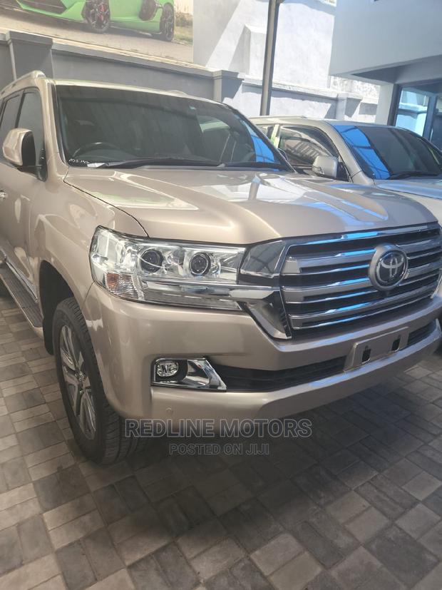 2016 Toyota Land Cruiser ZX Silver for Sale