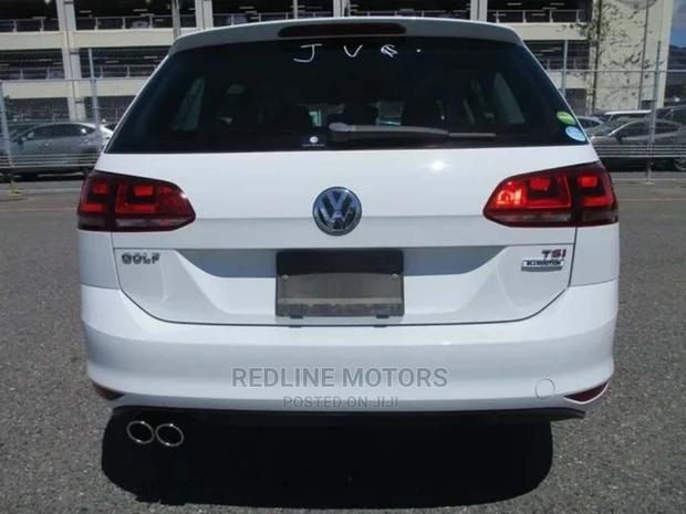 2016 Volkswagen Golf Variant - Fresh Pearl Exterior