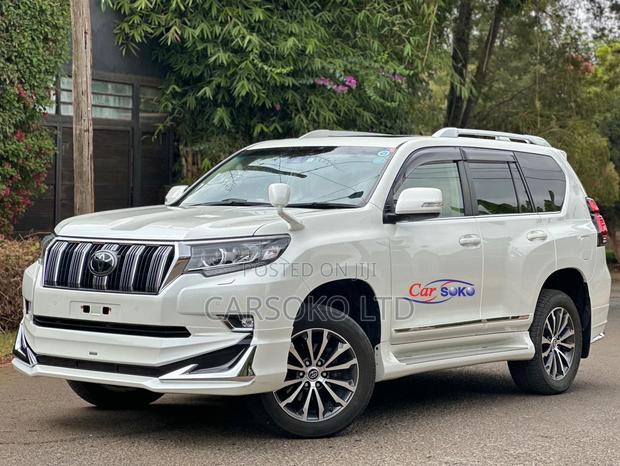 2018 Toyota Land Cruiser Prado 2.8 Pearl Leather Interior SUV