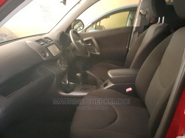 Toyota RAV4 2016 Red