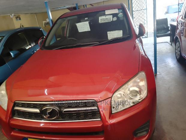 Toyota RAV4 2016 Red