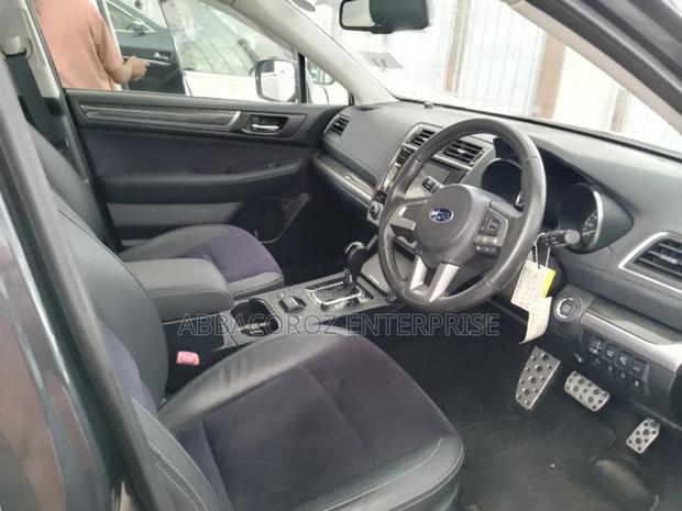 Subaru Outback 2016 Blue