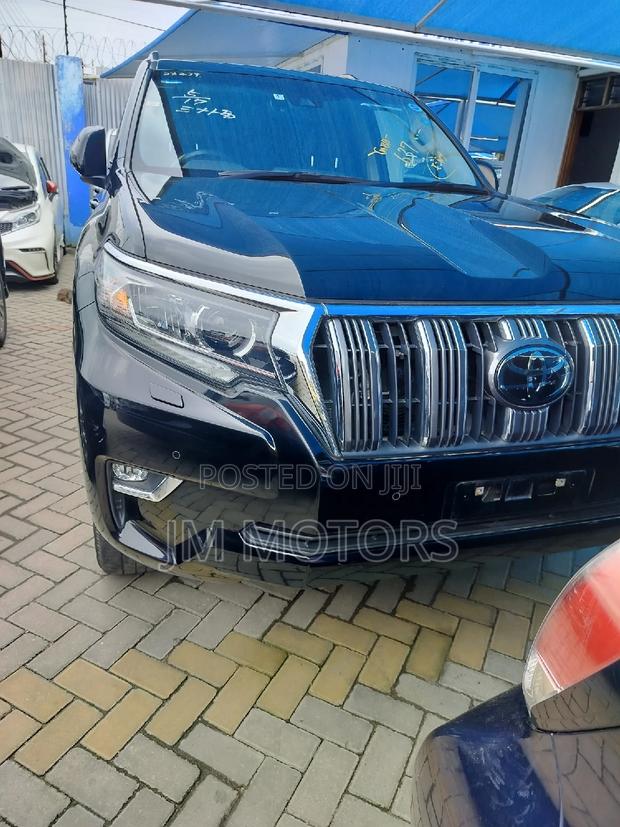 Black 2018 Toyota Land Cruiser Prado: Adventurous and Elegant SUV