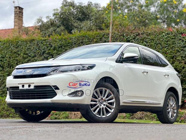 White Toyota Harrier 2016 - Perfect for Your Family Adventures