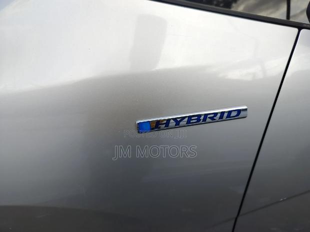 2016 Honda Fit Shuttle in Silver - Low Mileage and Well-Maintained
