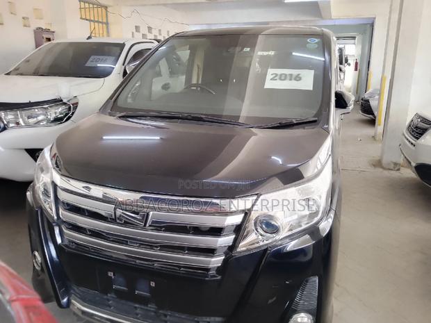 Toyota Noah 2016 Black