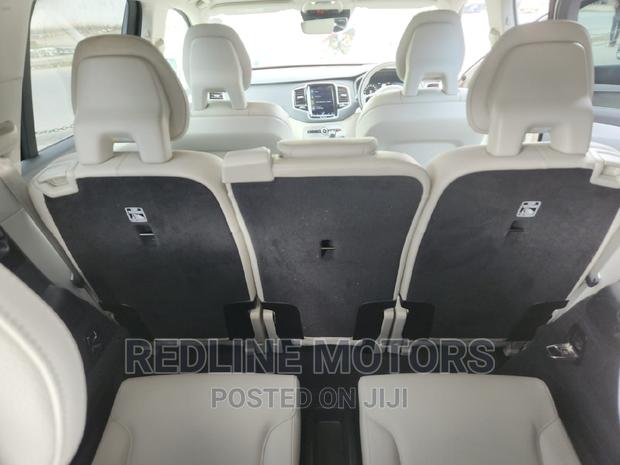 2017 Volvo XC90 Brown - Spacious SUV with Style and Comfort