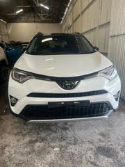 Toyota RAV4 2017 White: Premium and Adventurous for sale