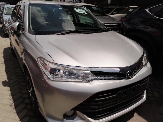 Toyota Axio 2016 Silver