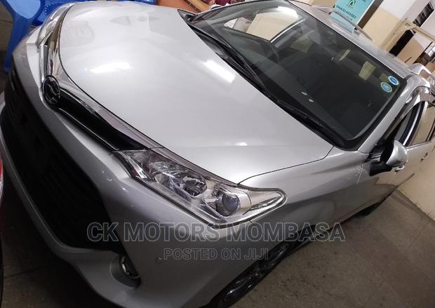 Used 2016 Toyota Corolla Fielder in Silver - Quality Assured