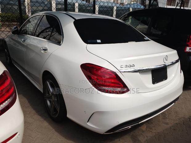 Mercedes-Benz C200 2016 White