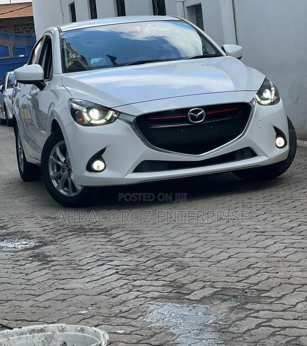 Mazda Demio 2016 White