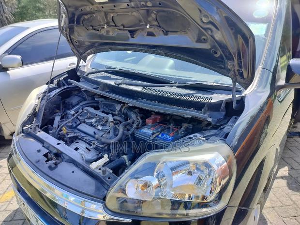2015 Toyota Porte Black - Modern Compact Car, Great Value