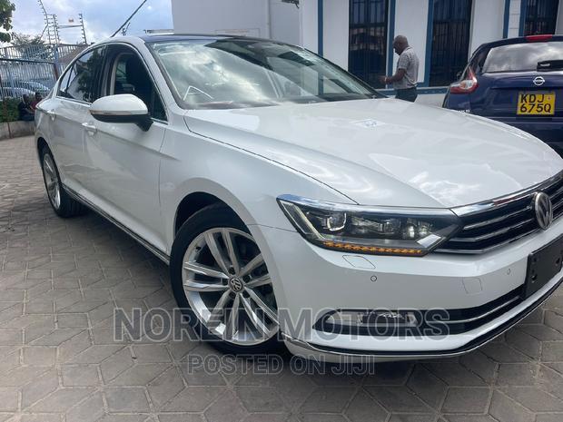 White 2016 Volkswagen Passat - Superb Condition