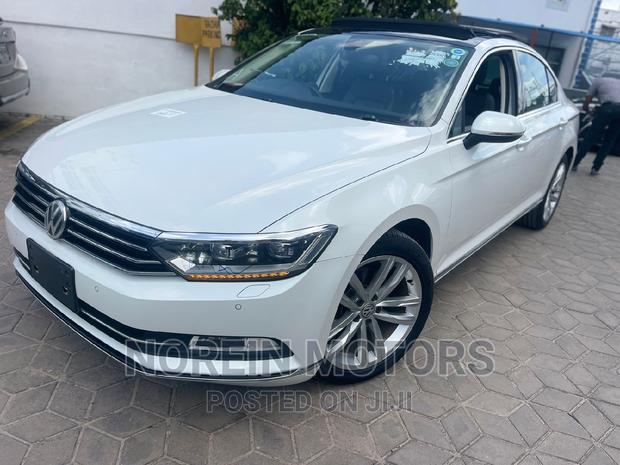 White 2016 Volkswagen Passat - Superb Condition