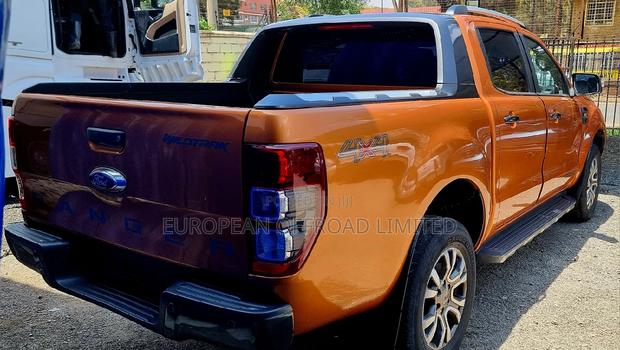 Ford Ranger 2016 Orange