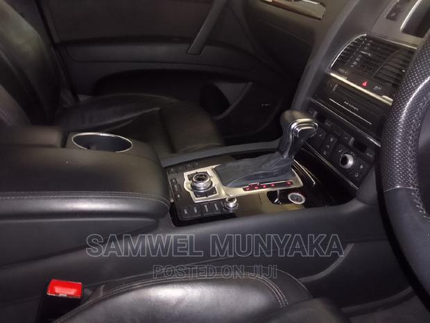 2015 Audi Q7 Black Exclusive Model