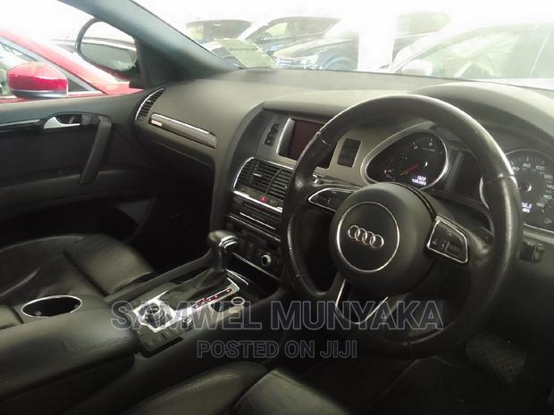 2015 Audi Q7 Black Exclusive Model