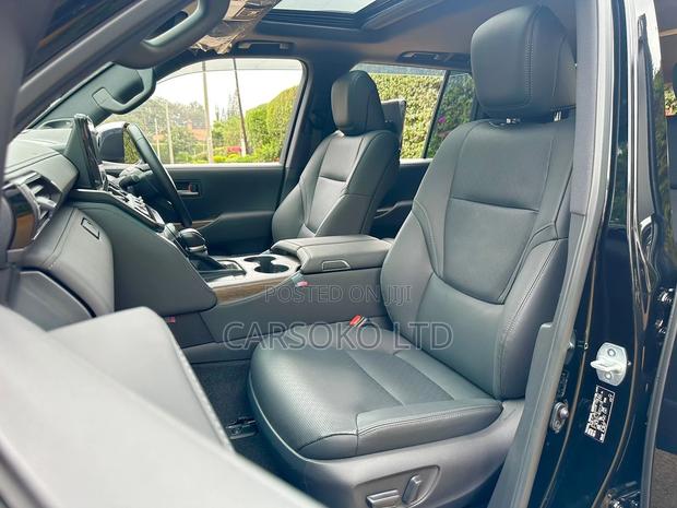 Black 2022 Toyota Land Cruiser 3.3 Diesel 4WD: Off-Road Excellence