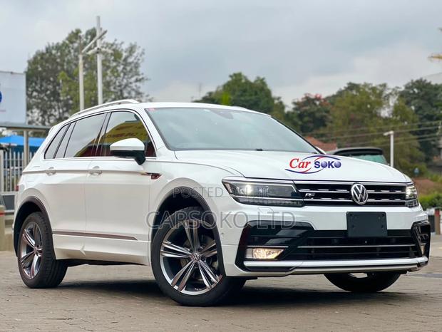 2017 Tiguan Volkswagen - White, Versatile and Spacious SUV