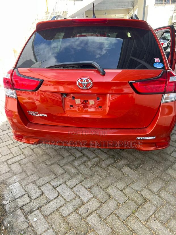 Toyota Corolla Fielder 2018 Red