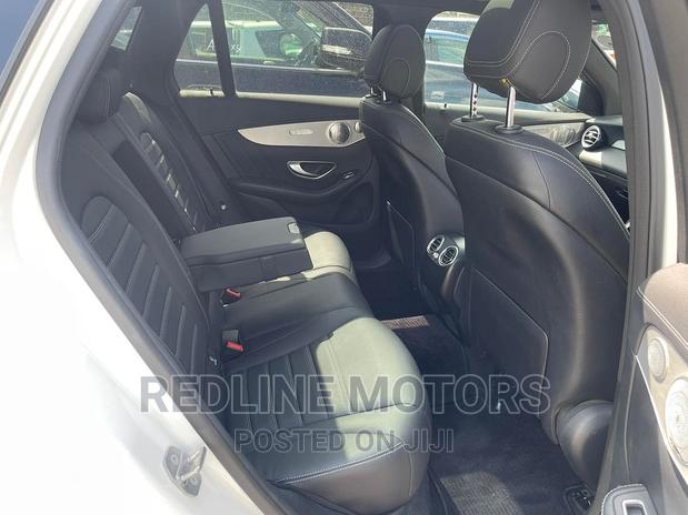 Mercedes-Benz GLC-Class 2016 Pearl: Sophisticated and Powerful SUV