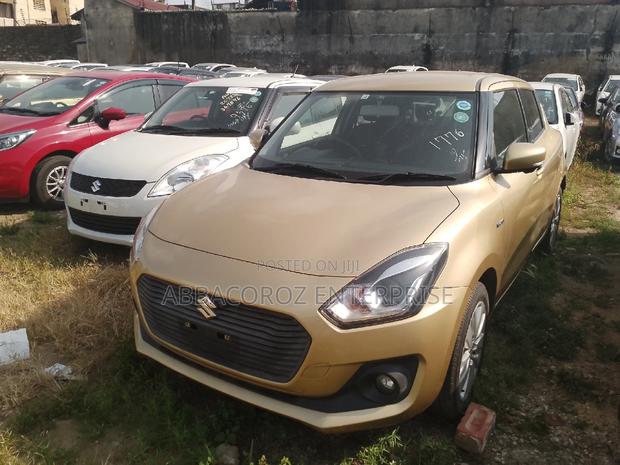 Suzuki Swift 2016 Gold