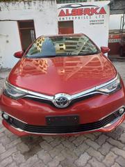 Toyota Auris 2016 Red for sale