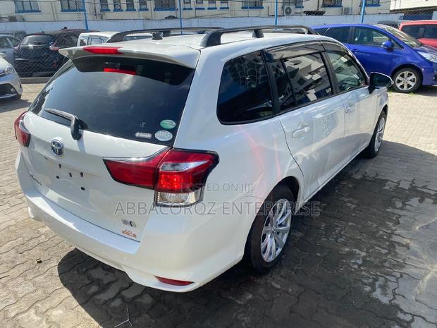 Toyota Corolla Fielder 2016 White