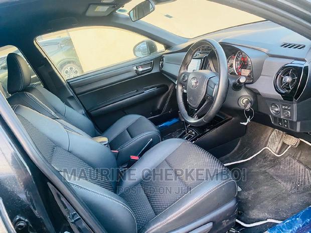Toyota Corolla Fielder 2017 Black