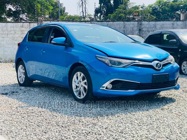 Toyota Auris 2016 Blue