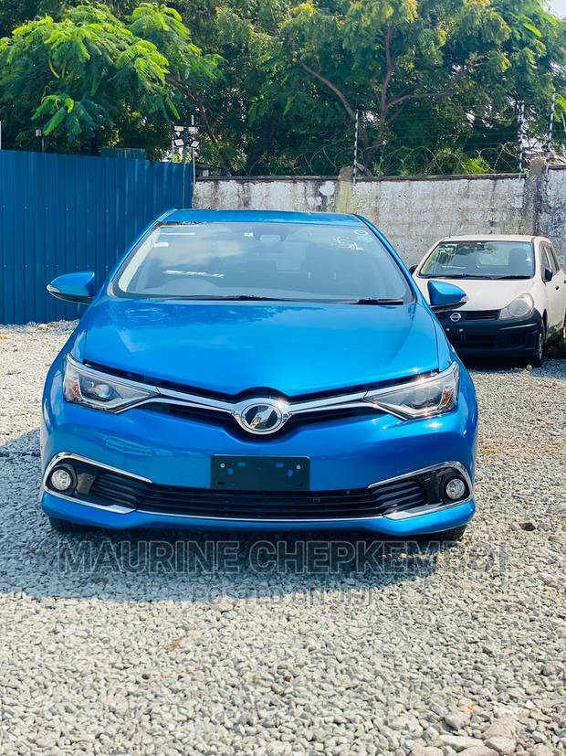 Toyota Auris 2016 Blue