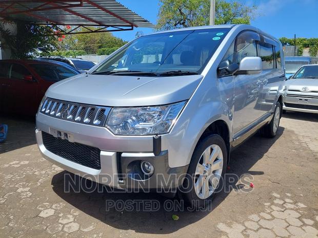 Used 2016 Mitsubishi Delica Silver - Affordable and Reliable