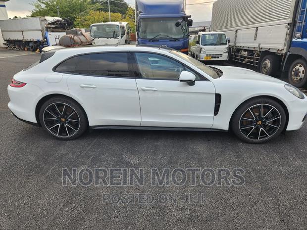2018 Porsche Cayenne in White - Luxury SUV for Sale