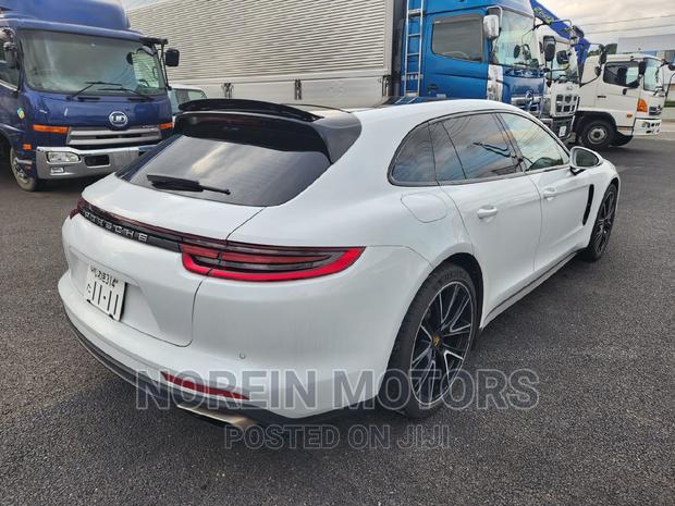 2018 Porsche Cayenne in White - Luxury SUV for Sale