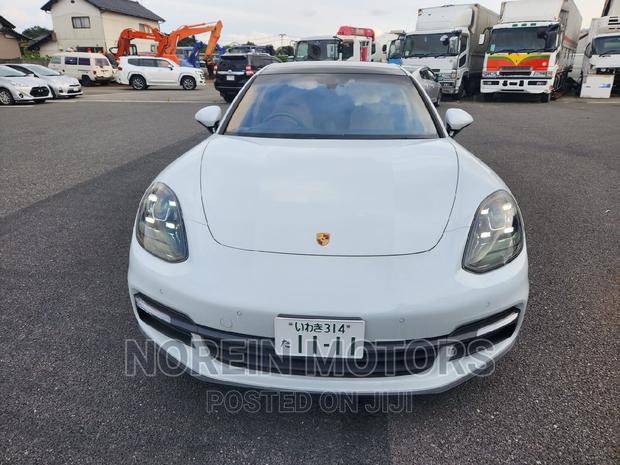 2018 Porsche Cayenne in White - Luxury SUV for Sale