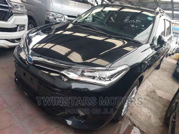 Toyota Corolla Fielder 2017 Black - Pre-owned Vehicle