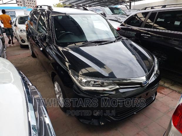 Toyota Corolla Fielder 2017 Black - Pre-owned Vehicle