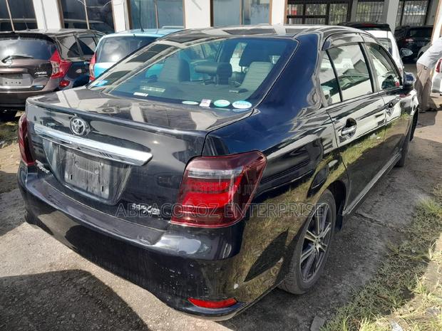 Toyota Axio 2016 Black