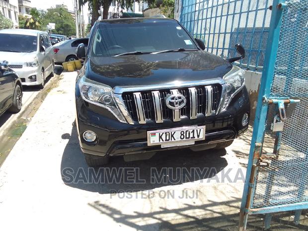 2015 Toyota Land Cruiser Prado 2.7 VVT-i Black: Luxury SUV