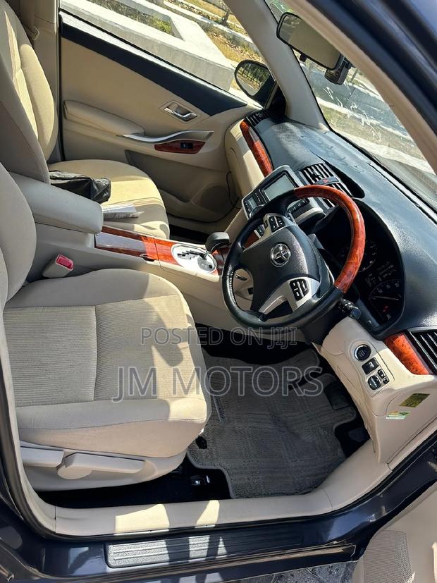 2016 Toyota Premio Burgundy Hybrid Sedan